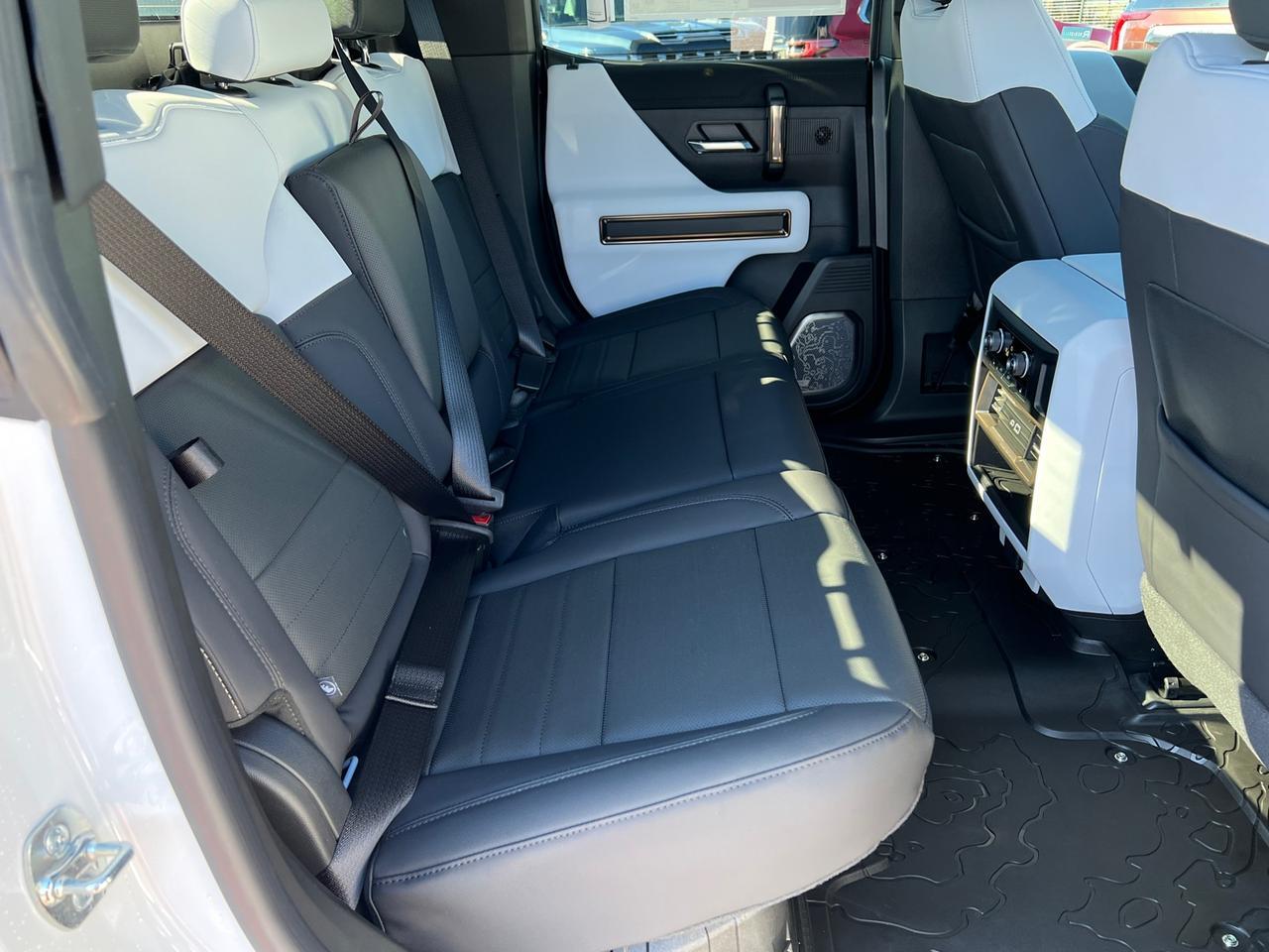 2025 GMC Hummer EV Pickup 2X Hagerstown MD