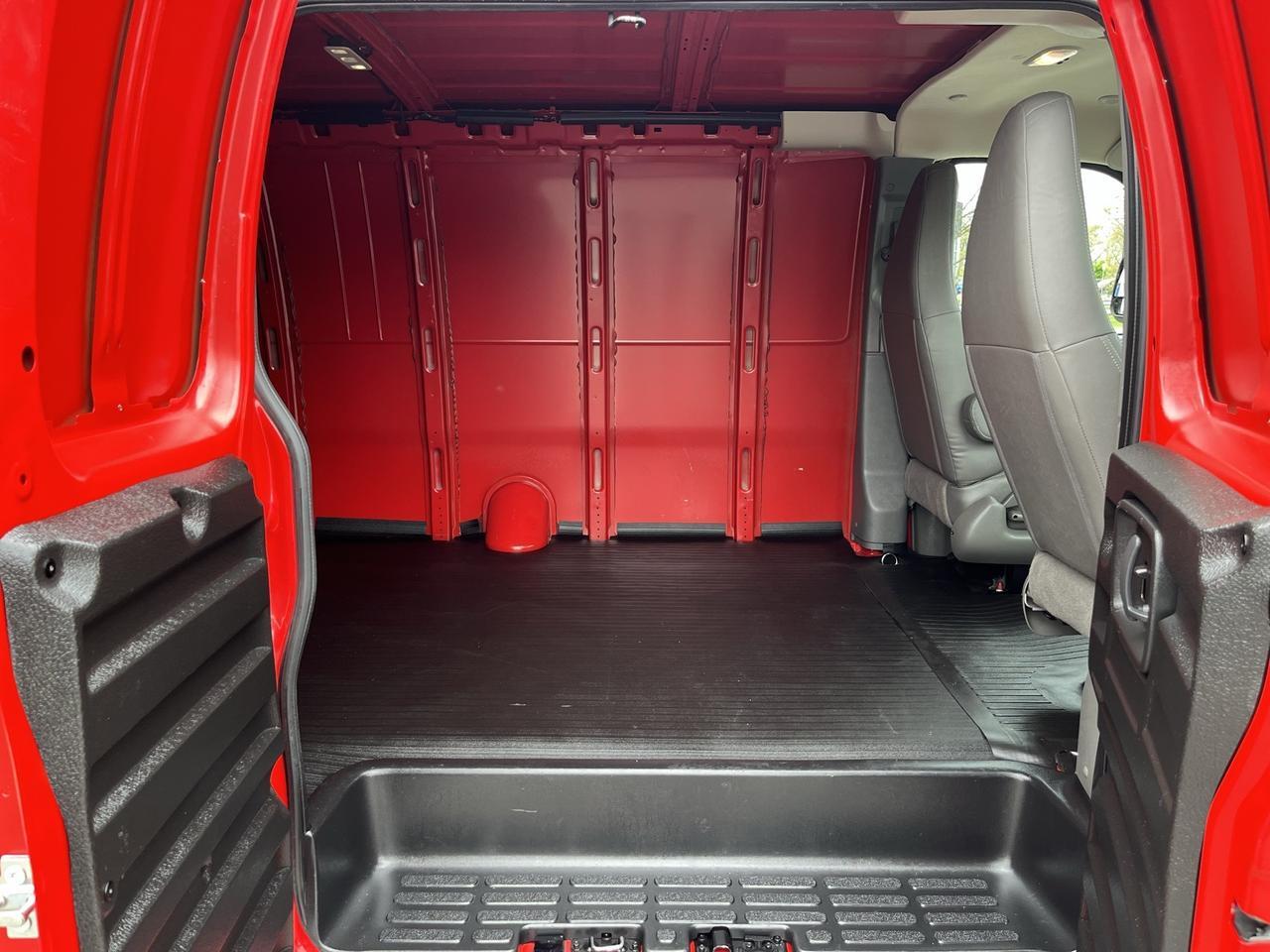 2025 GMC Savana 3500 Work Van Glen Burnie MD