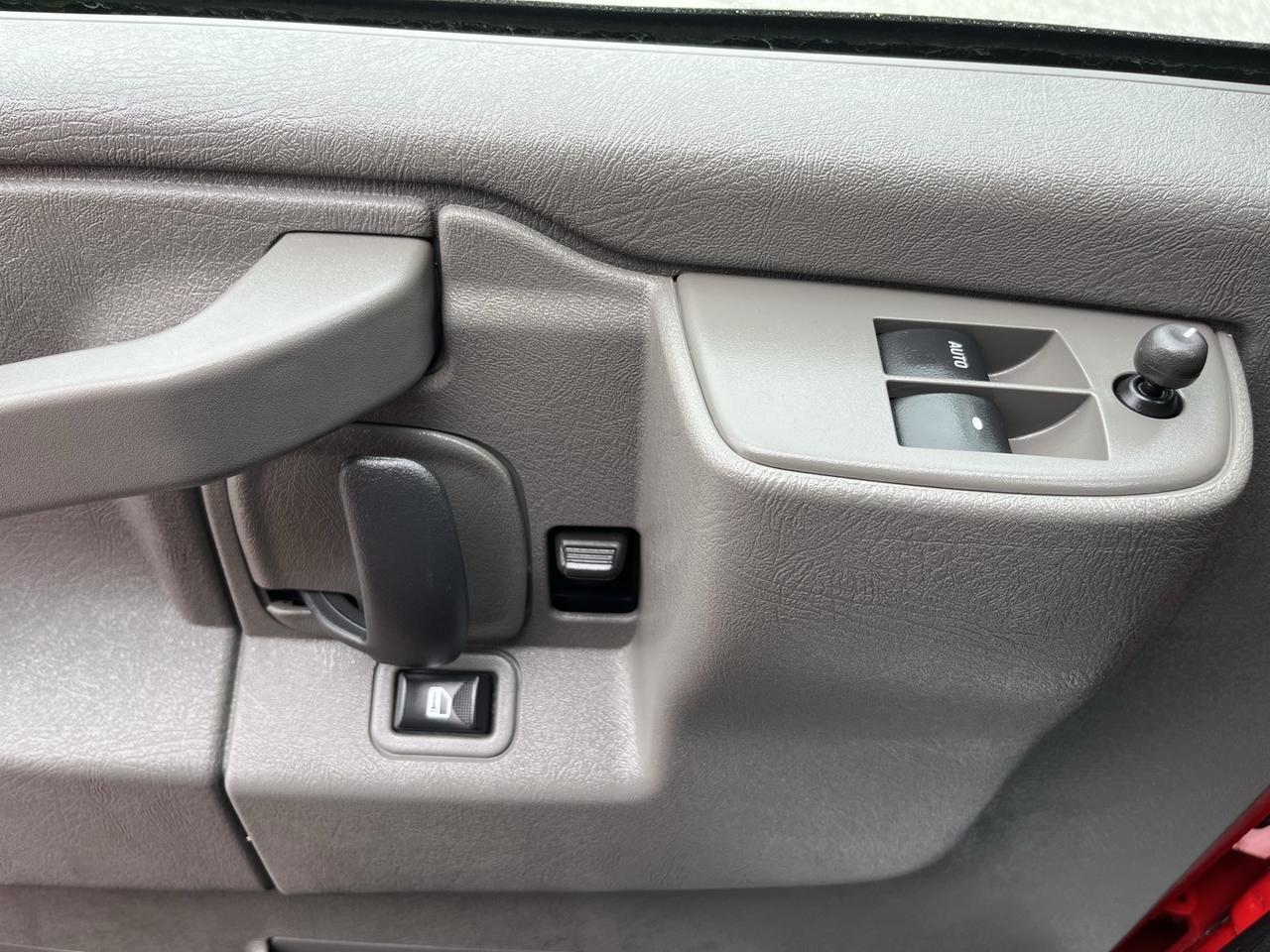 2025 GMC Savana 3500 Work Van Glen Burnie MD