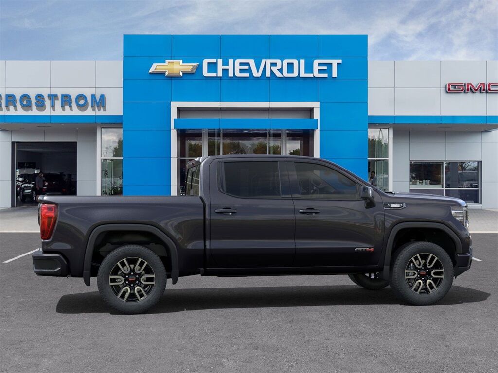 2025 GMC Sierra 1500 AT4 Manitowoc WI