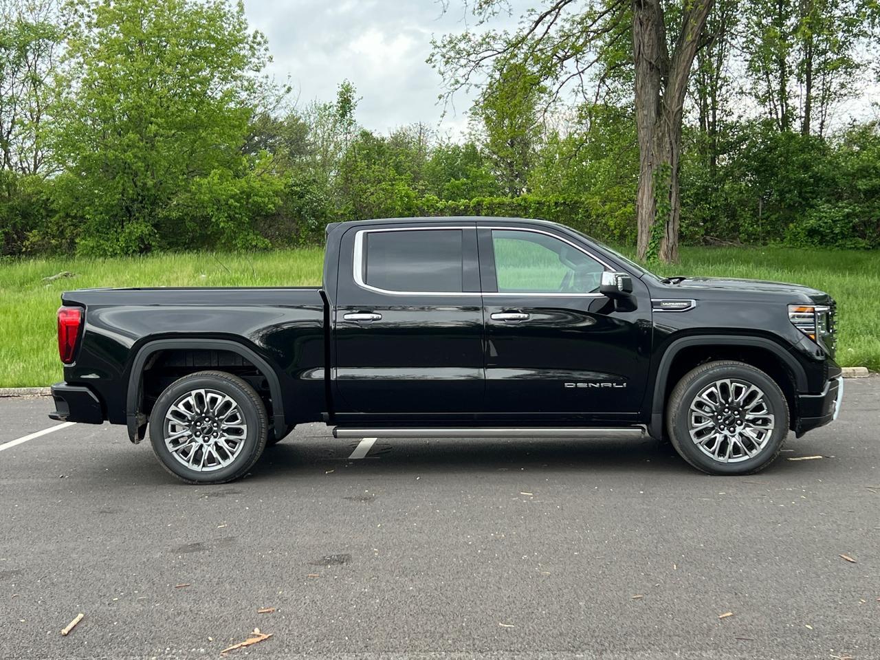 2025 GMC Sierra 1500 Denali Ultimate Hagerstown MD