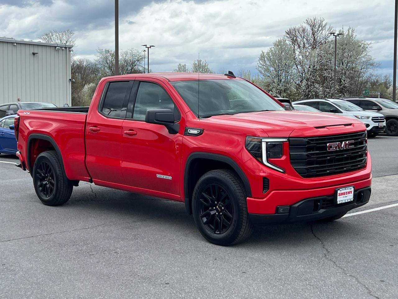2025 GMC Sierra 1500 Elevation