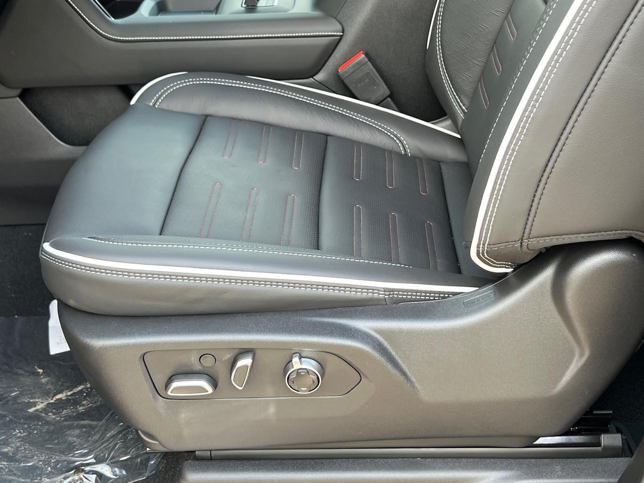 2025 GMC Sierra 2500HD AT4X Hagerstown MD