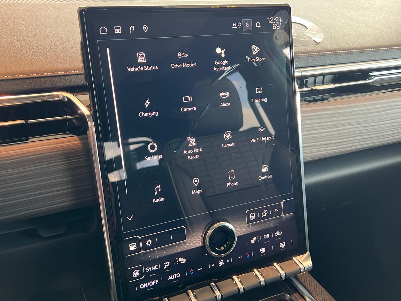 2025 GMC Sierra EV Denali Hagerstown MD