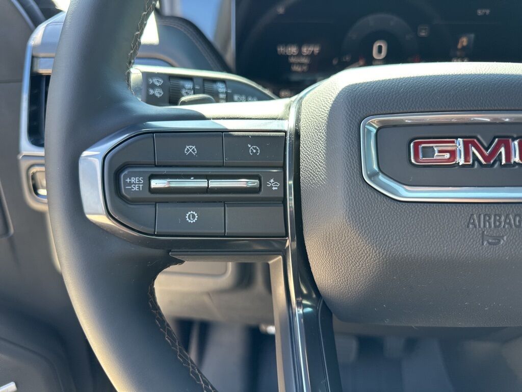 2025 GMC Yukon XL AT4 Manitowoc WI