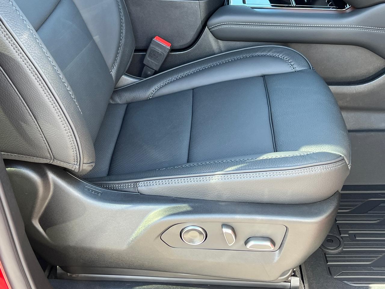 2025 GMC Yukon XL Denali Hagerstown MD