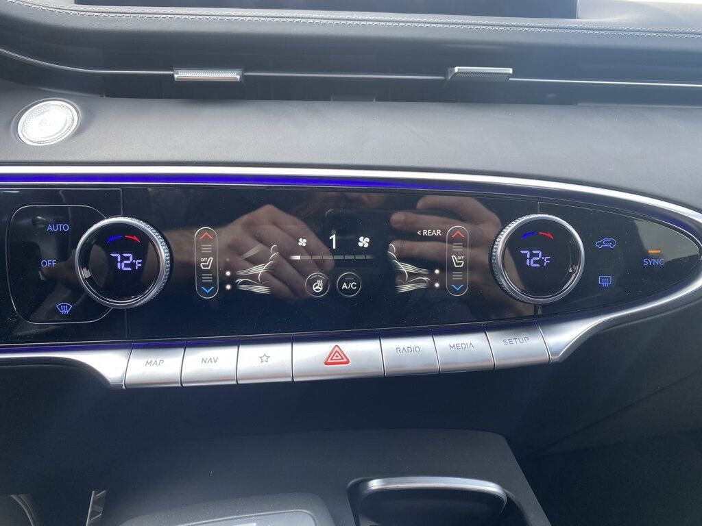 2025 Genesis GV70 3.5T Sport Green Bay WI