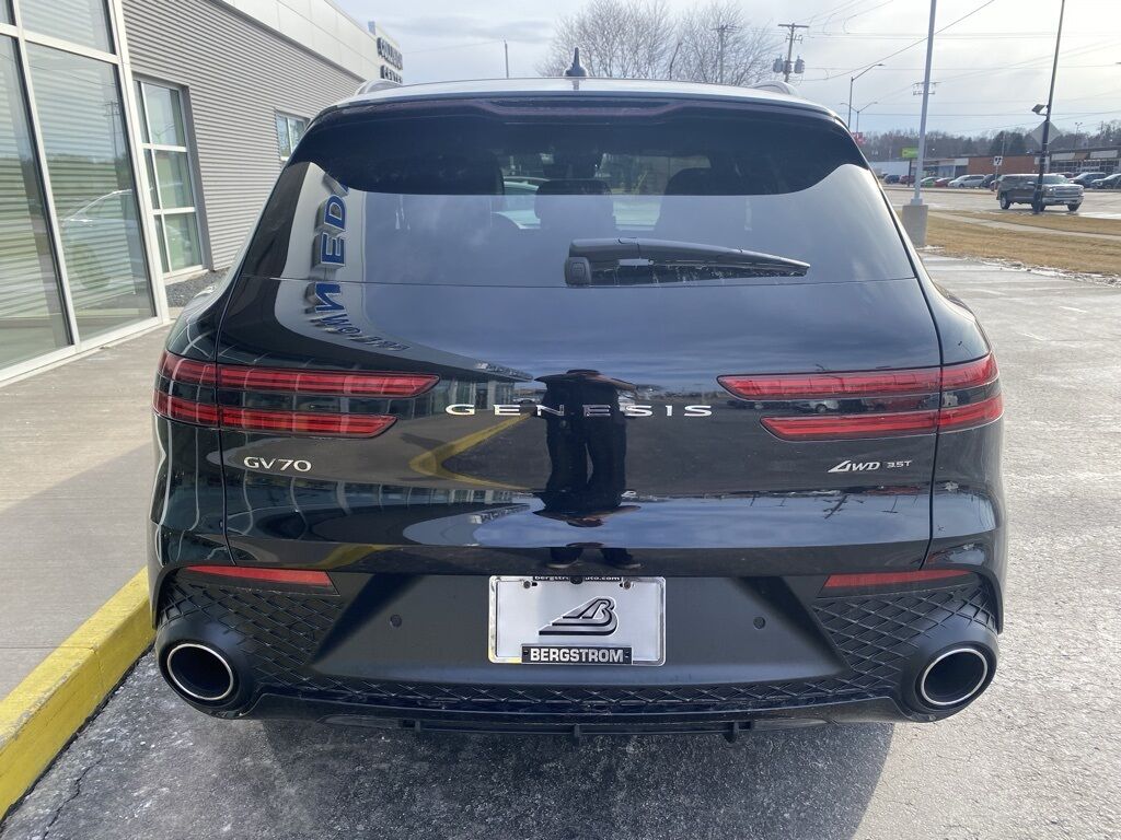 2025 Genesis GV70 3.5T Sport Green Bay WI