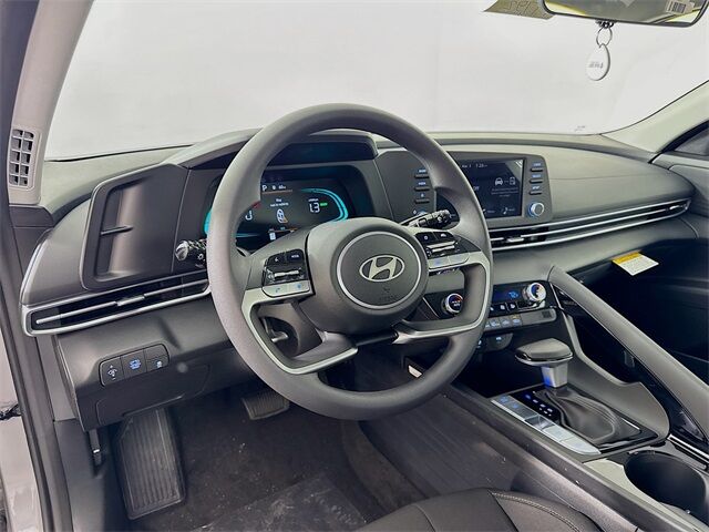 2025 Hyundai Elantra Hybrid Blue Quincy MA