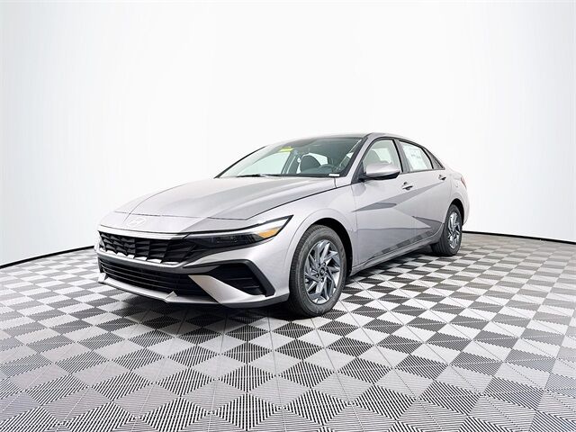 2025 Hyundai Elantra Hybrid Blue Quincy MA
