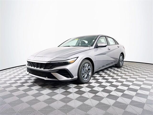 2025 Hyundai Elantra Hybrid Blue Quincy MA