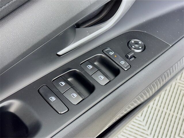 2025 Hyundai Elantra Hybrid Blue Quincy MA