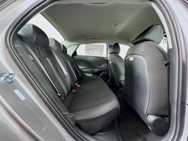 2025 Hyundai Elantra Hybrid Blue Quincy MA