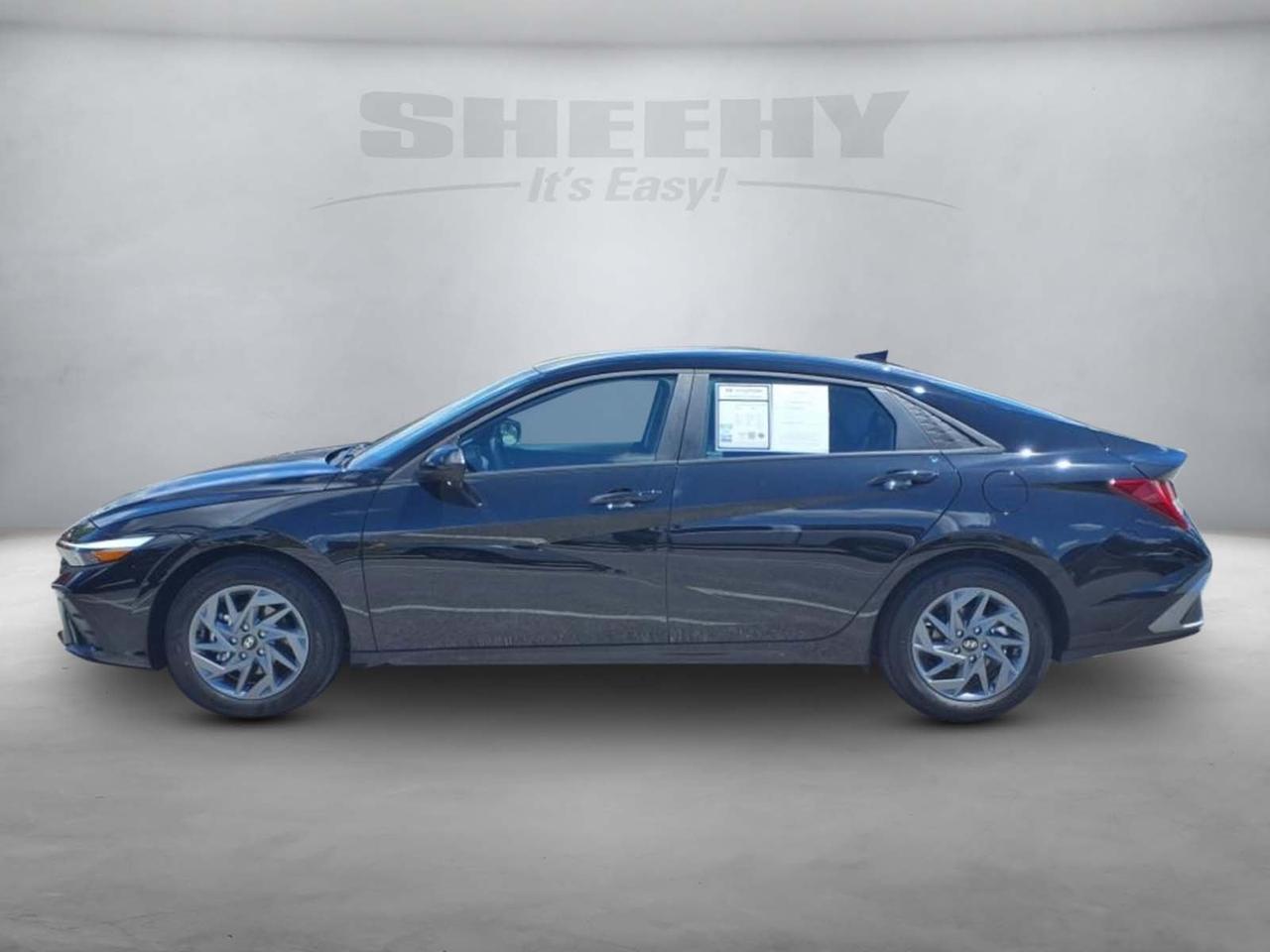 2025 Hyundai Elantra Hybrid Blue Waldorf MD