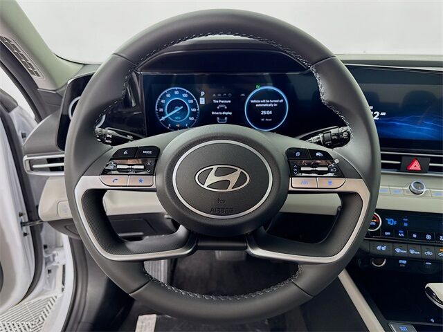 2025 Hyundai Elantra Hybrid Limited Quincy MA