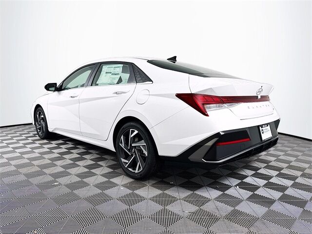 2025 Hyundai Elantra Hybrid Limited Quincy MA