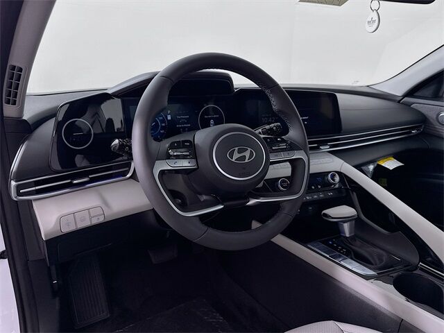 2025 Hyundai Elantra Hybrid Limited Quincy MA