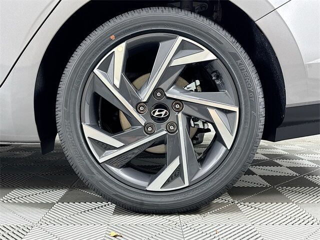 2025 Hyundai Elantra Hybrid Limited Quincy MA