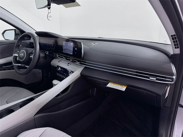 2025 Hyundai Elantra Hybrid Limited Quincy MA