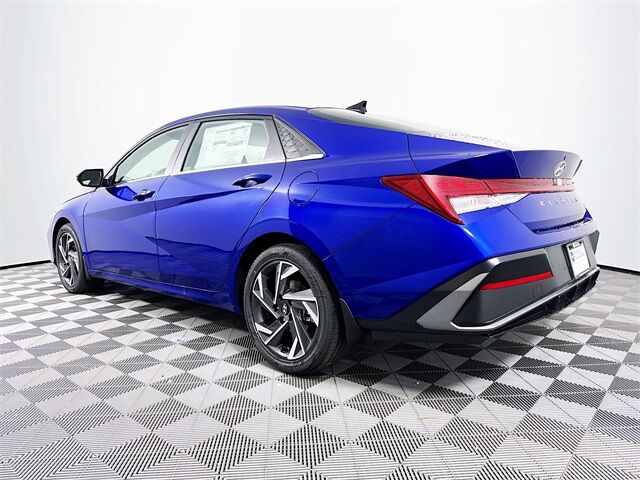 2025 Hyundai Elantra Hybrid Limited Quincy MA