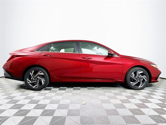 2025 Hyundai Elantra Hybrid Limited Quincy MA