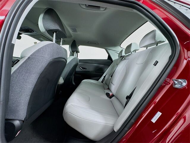 2025 Hyundai Elantra Hybrid Limited Quincy MA