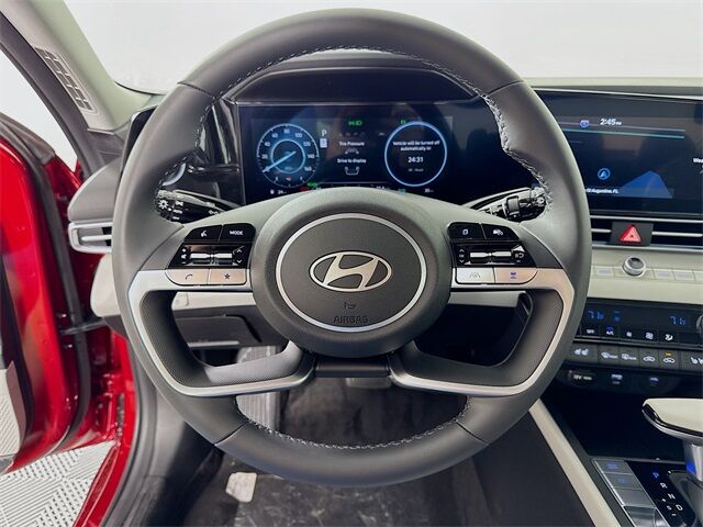 2025 Hyundai Elantra Hybrid Limited Quincy MA