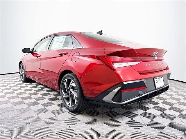 2025 Hyundai Elantra Hybrid Limited Quincy MA