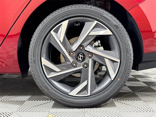 2025 Hyundai Elantra Hybrid Limited Quincy MA