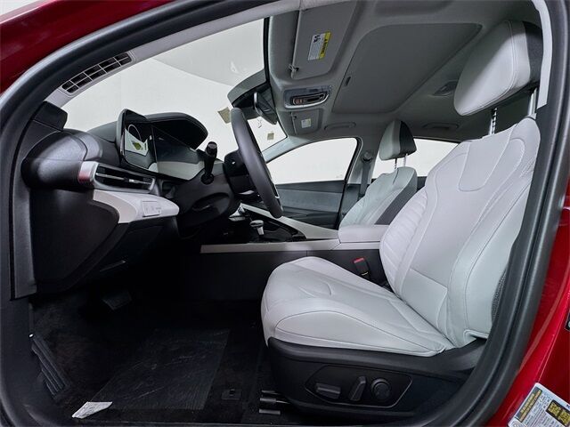 2025 Hyundai Elantra Hybrid Limited Quincy MA