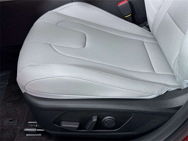 2025 Hyundai Elantra Hybrid Limited Quincy MA