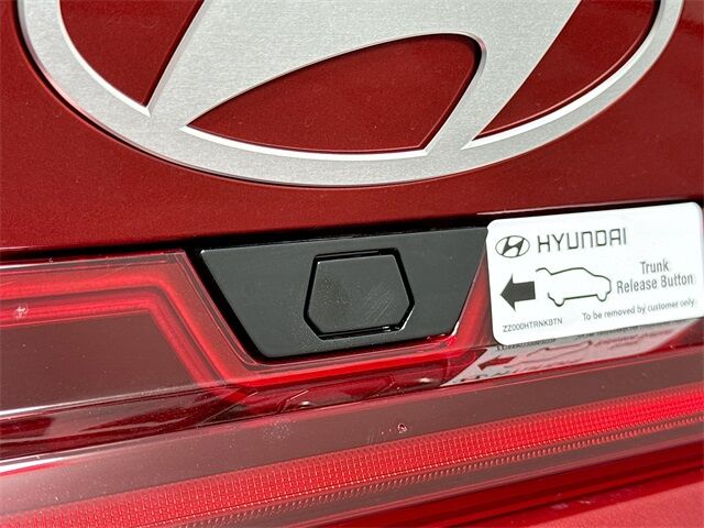 2025 Hyundai Elantra Limited Quincy MA