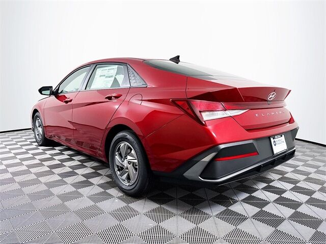 2025 Hyundai Elantra SE Quincy MA