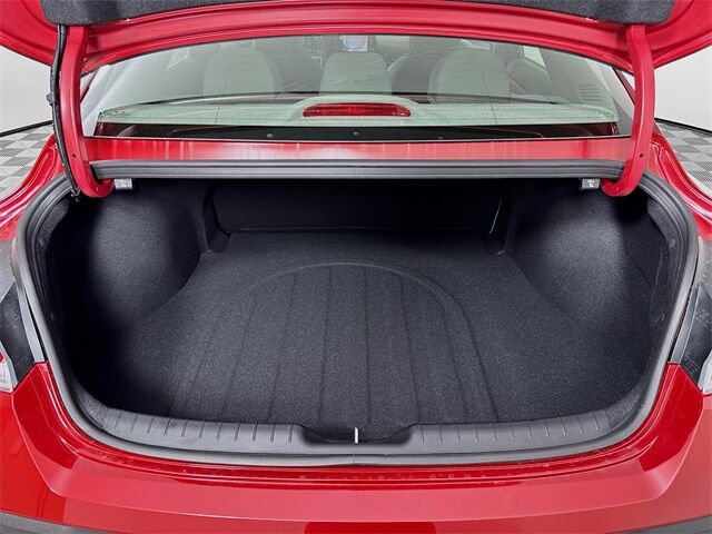 2025 Hyundai Elantra SE Quincy MA