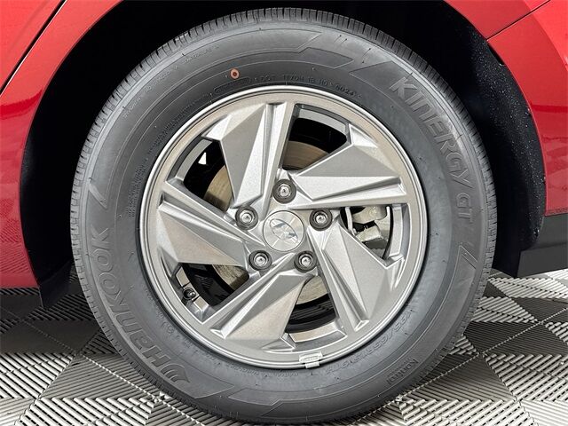 2025 Hyundai Elantra SE Quincy MA