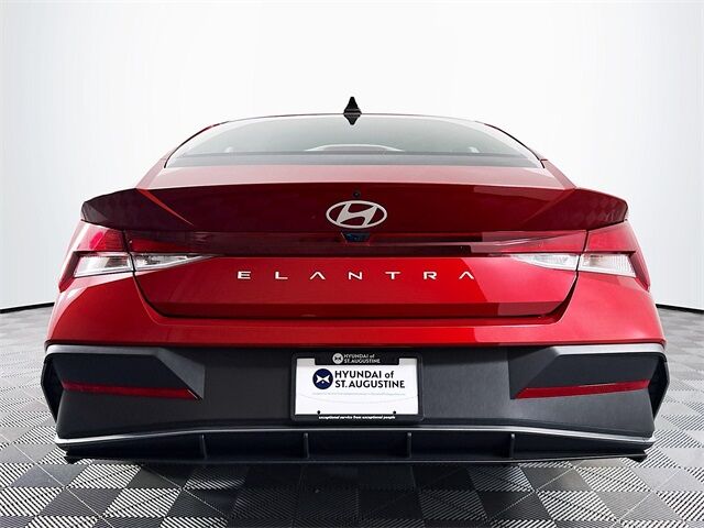 2025 Hyundai Elantra SE Quincy MA