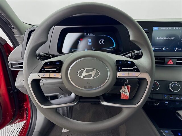 2025 Hyundai Elantra SE Quincy MA