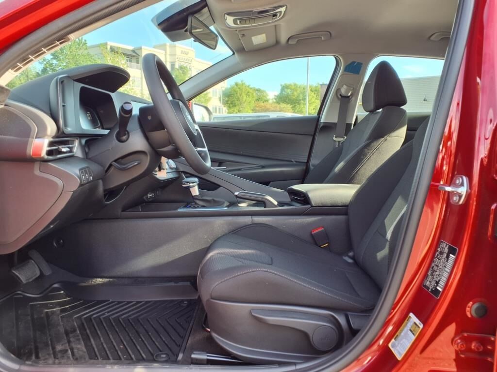 2025 Hyundai Elantra SE Waldorf MD