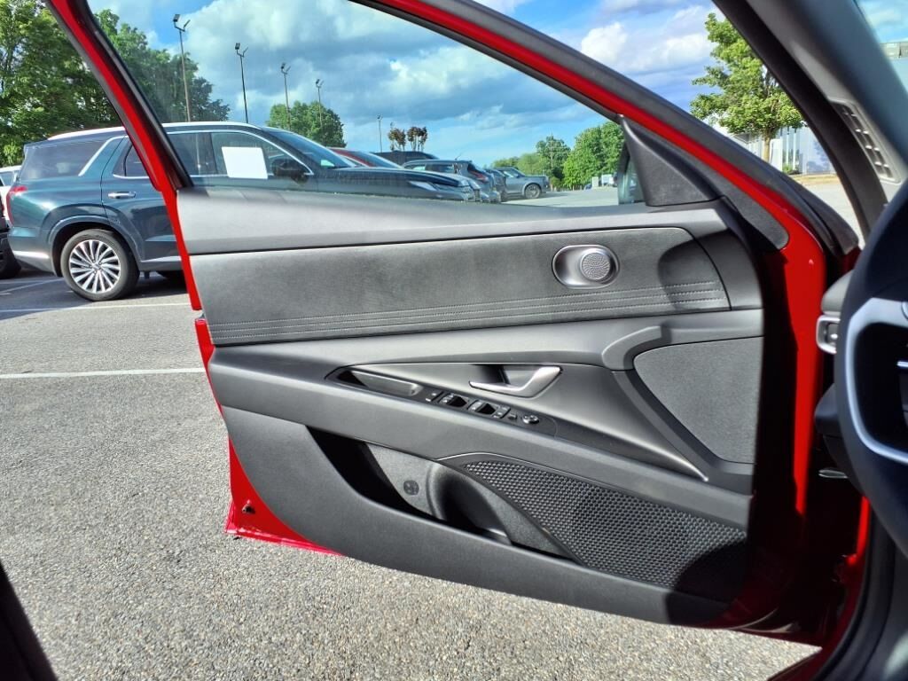 2025 Hyundai Elantra SE Waldorf MD