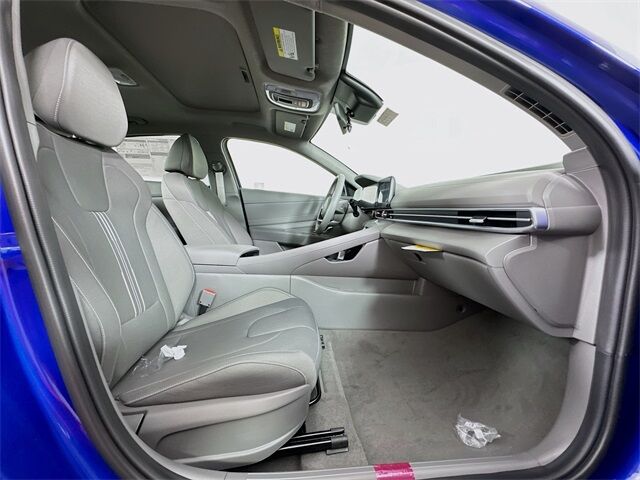 2025 Hyundai Elantra SEL Convenience Quincy MA