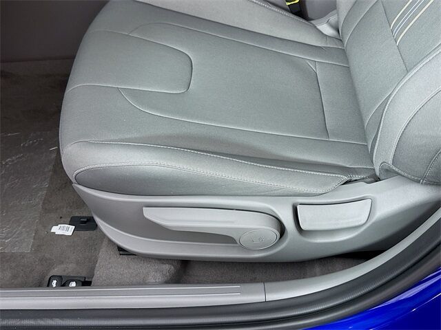 2025 Hyundai Elantra SEL Convenience Quincy MA