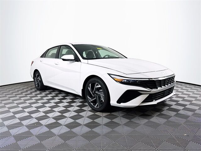 2025 Hyundai Elantra SEL Convenience Quincy MA