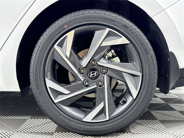 2025 Hyundai Elantra SEL Convenience Quincy MA