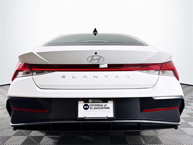 2025 Hyundai Elantra SEL Convenience Quincy MA