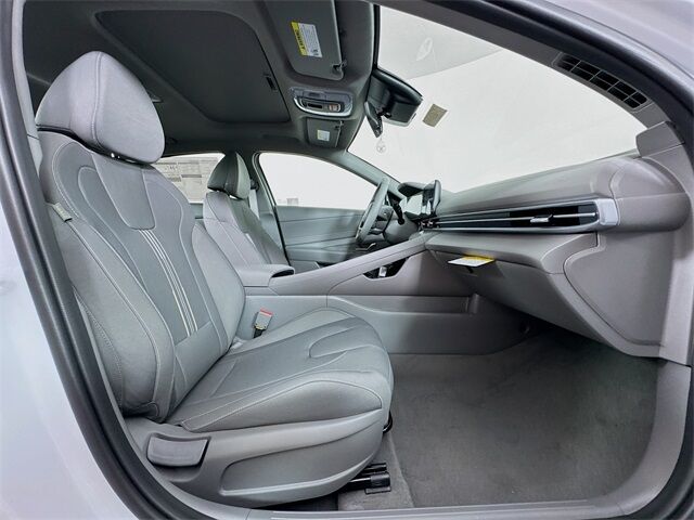 2025 Hyundai Elantra SEL Convenience Quincy MA