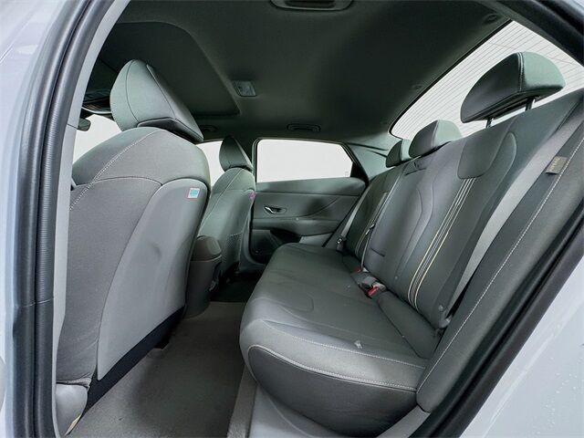 2025 Hyundai Elantra SEL Convenience Quincy MA