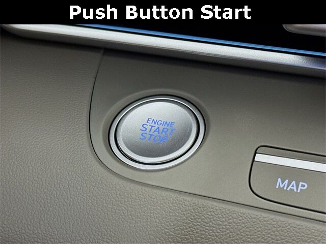 2025 Hyundai Elantra SEL Convenience Quincy MA