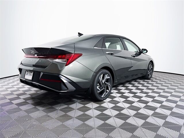 2025 Hyundai Elantra SEL Convenience Quincy MA
