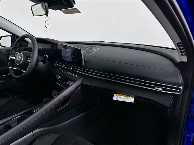 2025 Hyundai Elantra SEL Convenience Quincy MA