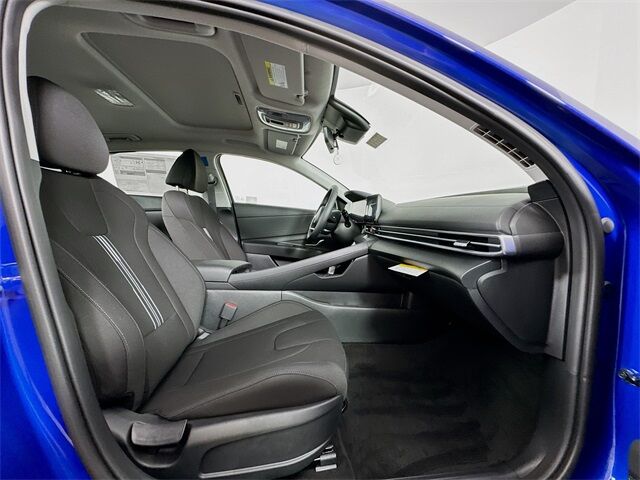2025 Hyundai Elantra SEL Convenience Quincy MA